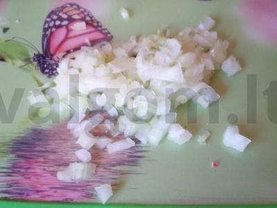 Salotos su kiviais ir krabų lazdelėmis Žingsnis 3