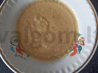 Žiedinių kopūstų tyrės sriuba pagrindine nuotrauka