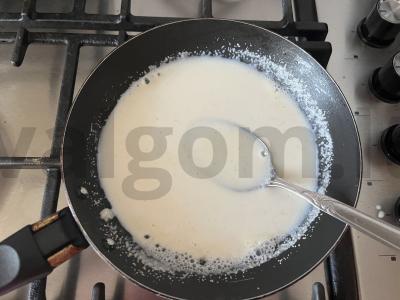 Manų košė su kondensuotu pienu ir sviestu Žingsnis 2