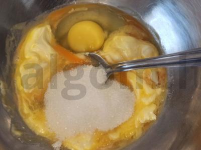 Grietinėlės ir išrūgų keksiukai Žingsnis 2