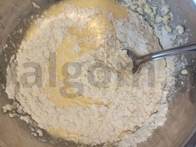 Grietinėlės ir išrūgų keksiukai Žingsnis 4