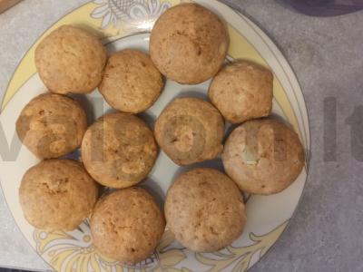 Grietinėlės ir išrūgų keksiukai pagrindine nuotrauka