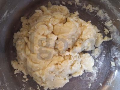 Pyragas su svarainiais ir uogiene Žingsnis 1