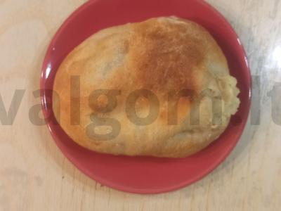 Pyragai su bulvėmis ant rūgštynių orkaitėje pagrindine nuotrauka