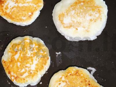 Citrininiai sūrio pyragėliai su ryžių miltais Žingsnis 3