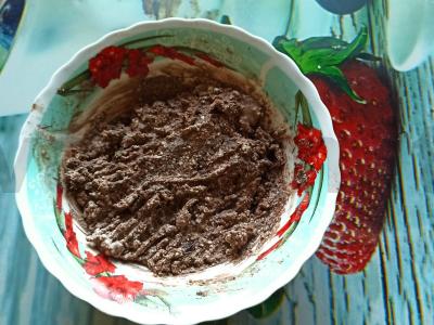 Velykos be kepinių su šokolado ir vanilės varškės šokoladu su džiovintais vaisiais Žingsnis 4