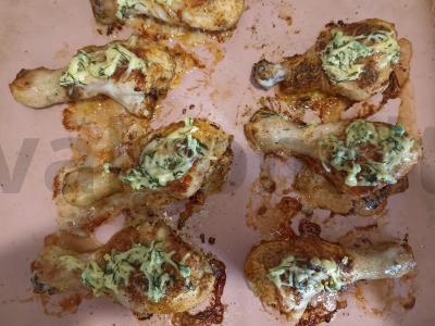 Traškios vištienos kojos pagrindine nuotrauka