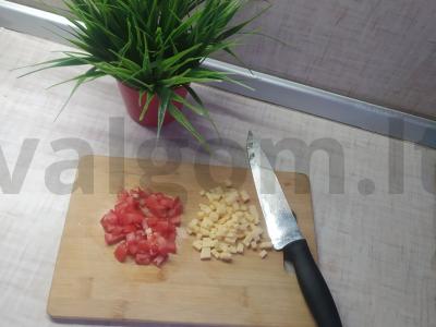 Avižiniai blynai su sūrio ir pomidorų įdaru Žingsnis 2