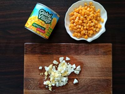 Gražios salotos su kukurūzais Žingsnis 3