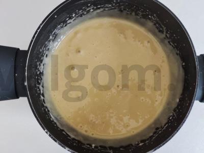 Skanūs imbieriniai sausainiai vasario 23 d. Žingsnis 1