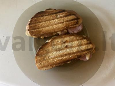 Užkandis - traškūs naminiai karšti sumuštiniai pagrindine nuotrauka