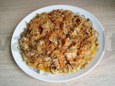 Aromatingi austrių grybai, troškinti grietinėje pagrindine nuotrauka