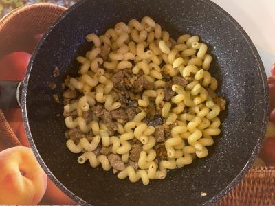 Makaronai su kalakutienos filė ir keptomis pievagrybėmis Žingsnis 7