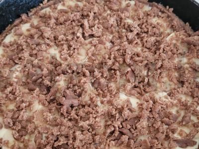 Karamelinis sūrio pyragas su bananais Žingsnis 6