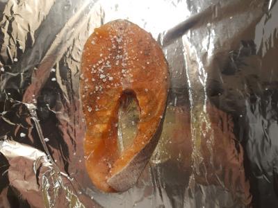 Forelės kepsnys be lašo aliejaus Žingsnis 1