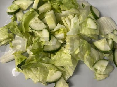 Salotos su daržovėmis, pievagrybiais ir vištienos filė Žingsnis 1