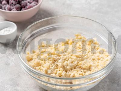 Mėlynių pyragas su grietinės įdaru Žingsnis 1