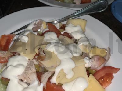 Salotos su vištiena ir alyvuogėmis Žingsnis 4