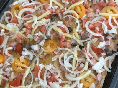 Pica su virta dešra ir vištiena didelei kompanijai Žingsnis 9