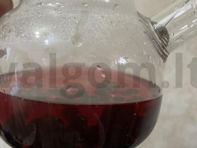 Juodųjų serbentų gėrimas Žingsnis 2