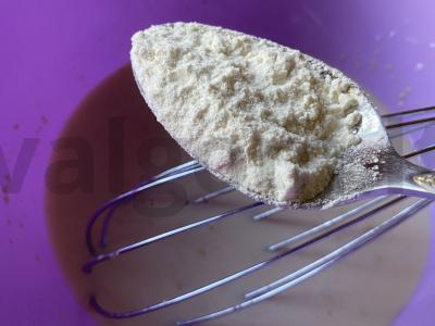 Ruginės miltų cinnabons Žingsnis 3