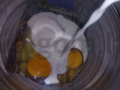 Drėgnas šokoladinis biskvitas su pienu Žingsnis 1