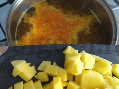 Sriuba su kukuliais, makaronais ir daržovėmis Žingsnis 5