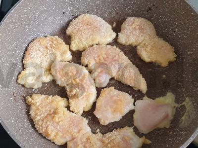 Keptos jaunos bulvės ir vištienos gabaliukai Žingsnis 3