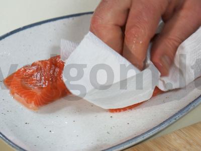 Upėtakis su grietinėlės padažu ir brokoliais Žingsnis 2