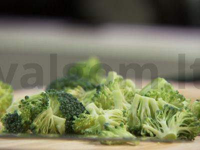 Upėtakis su grietinėlės padažu ir brokoliais Žingsnis 8