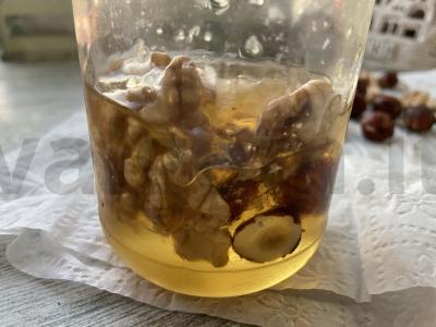 Medus su aktyvuotais riešutais Žingsnis 4