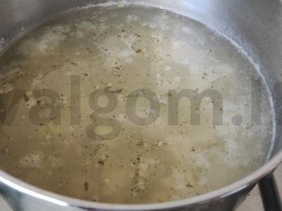 Vištienos sriuba su bulvėmis ir makaronais Žingsnis 2