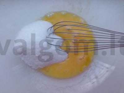 Kefyro spurgos „Pieno stotis“ Žingsnis 1