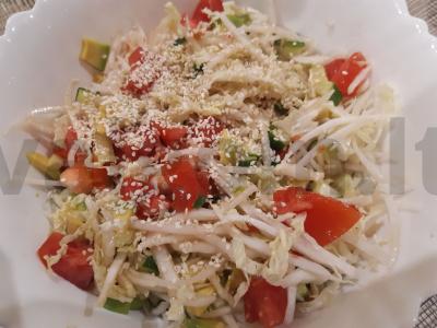 Pikantiškas salotas su avokadu ir sezamu Žingsnis 6