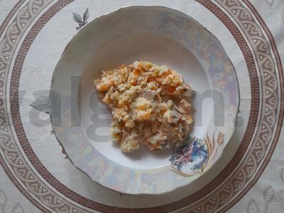 Ryžiai su mėsa daugiafunkciniame virimo aparate pagrindine nuotrauka