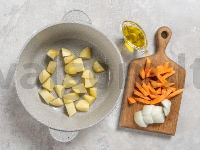 Baklažanai su mėsa katile Žingsnis 1