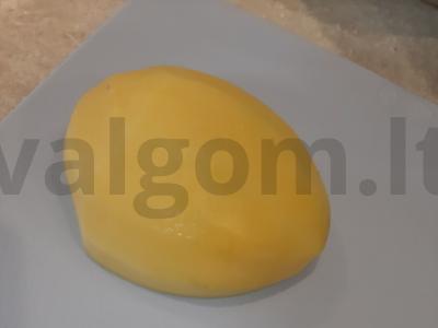 Bulvių traškučiai su džiovintomis žolelėmis Žingsnis 1