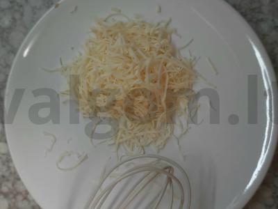 Omeletas su daržovėmis ir sūrio pluta Žingsnis 6