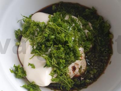 Cezario salotas su vištienos filė ir sojų padažu Žingsnis 5