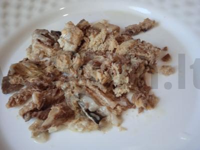 Saulėgrąžų salotos su žuvies konservais Žingsnis 1