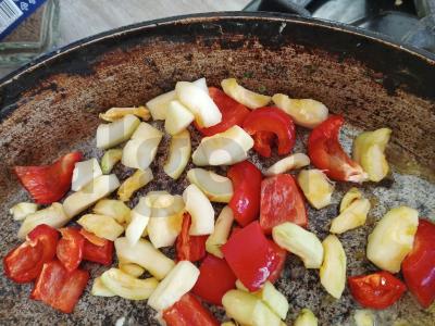 Bulgariškas pipiras su cukinijomis Žingsnis 2