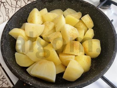 Grietinėlės bulvės su plutele ir žolelėmis Žingsnis 4