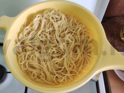 Makaronai su vištiena ir mocarela Žingsnis 1