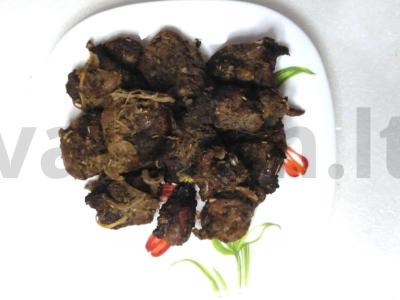 Sultinga kiauliena granatų sultyse pagrindine nuotrauka