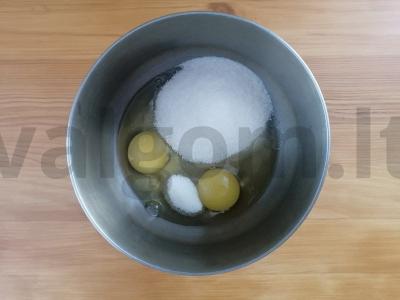 Mannikas su grietine ir citrina bei vanile Žingsnis 2