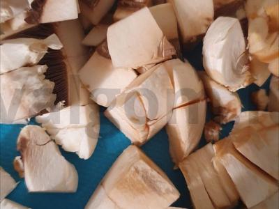 Kiauliena su daržovėmis ir grybais Žingsnis 4