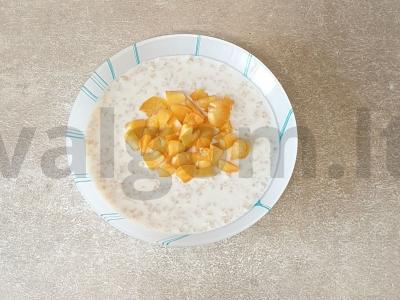 Pieninė košė su kvapniais abrikosais pagrindine nuotrauka