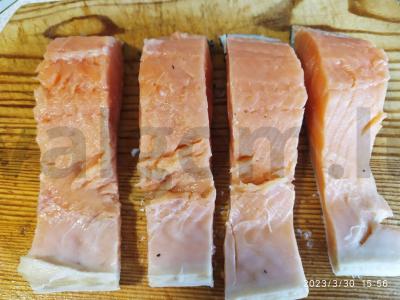 Raudona žuvis orkaitėje sojų padažo ir garstyčių marinate Žingsnis 1