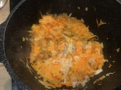 Troškinta baltagūžė kopūstas Žingsnis 3