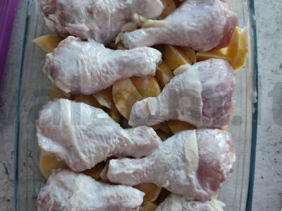 Greitas vakarienė: vištiena su bulvėmis orkaitėje Žingsnis 3